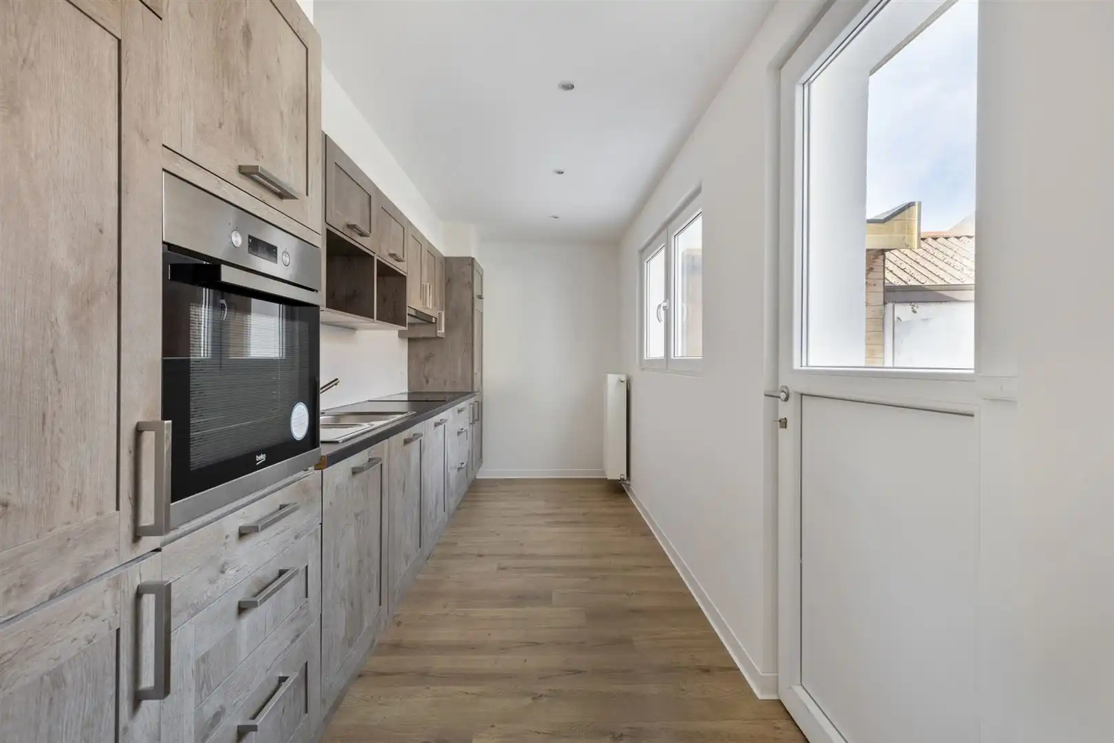 Volledig gerenoveerde instapkare woning ! foto 8