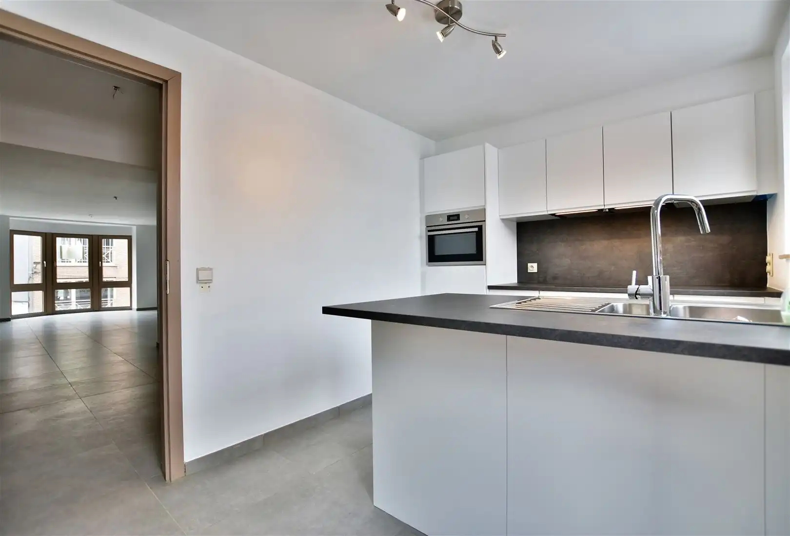 Ruime triplex appartement in het centrum Dendermonde foto 8