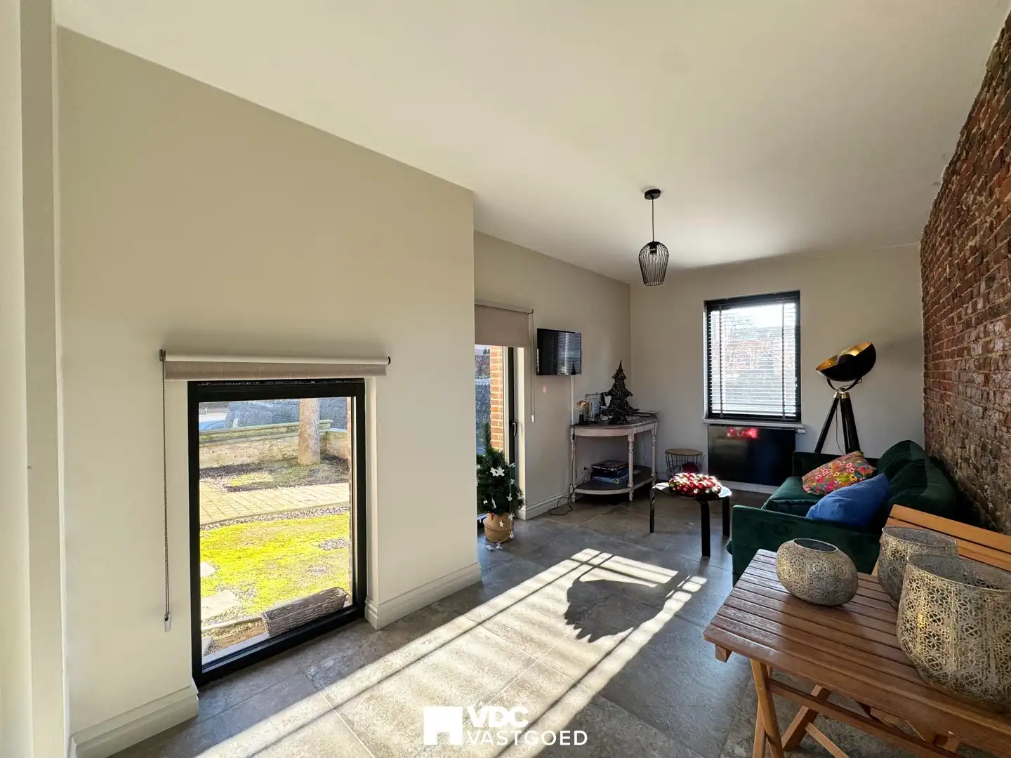 Charmante gerenoveerde woning met tuin in Klein-Gelmen (Heers) foto 13