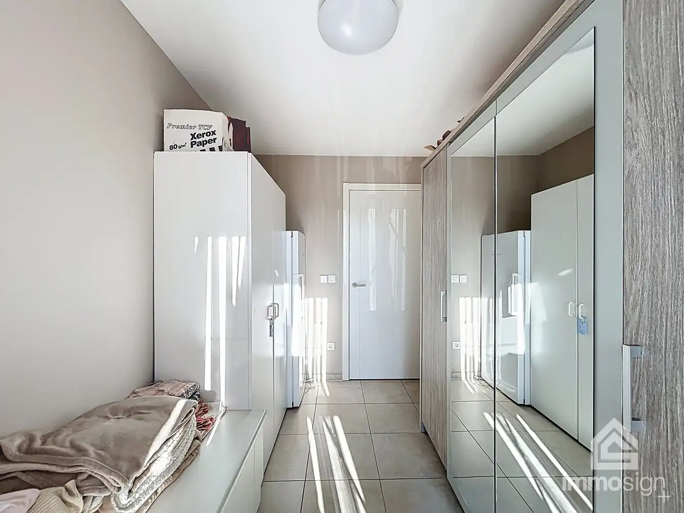 Assistentiewoning met 2 slaapkamers, terras, autostaanplaats en berging in hartje Bocholt! foto 14