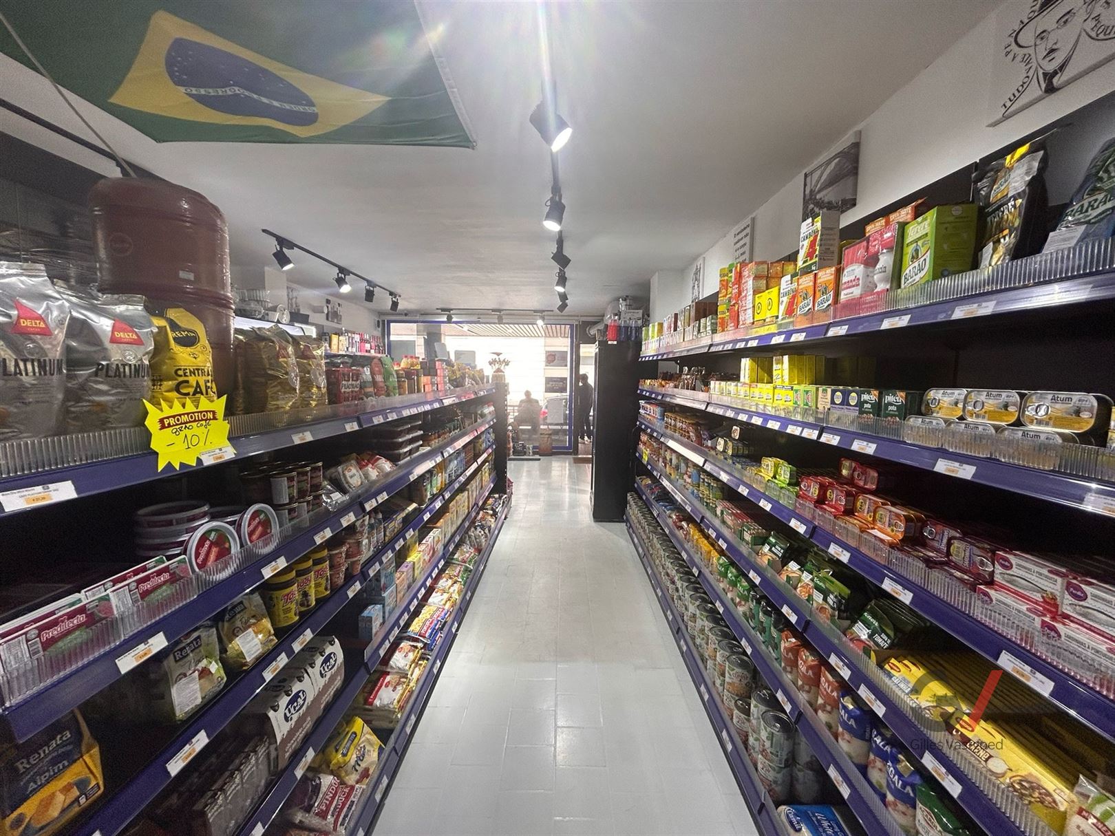 Verhuurde handelsruimte te koop foto 2