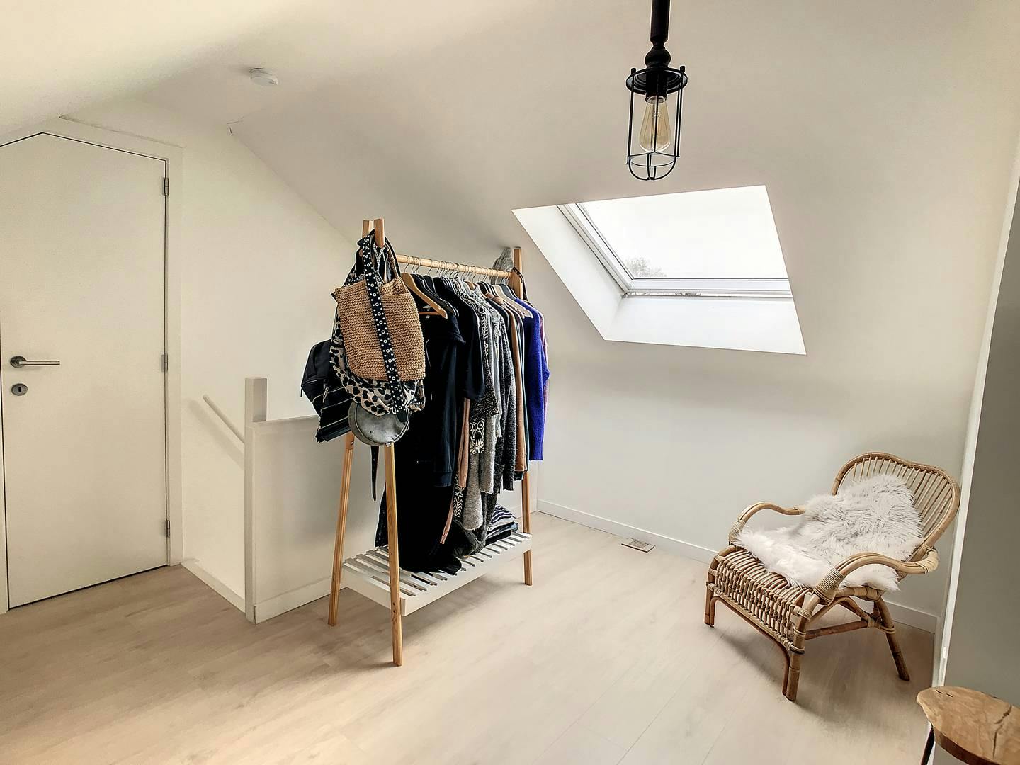 Modern dakappartement met 1 slaapkamer te huur in Kalmthout! foto 7