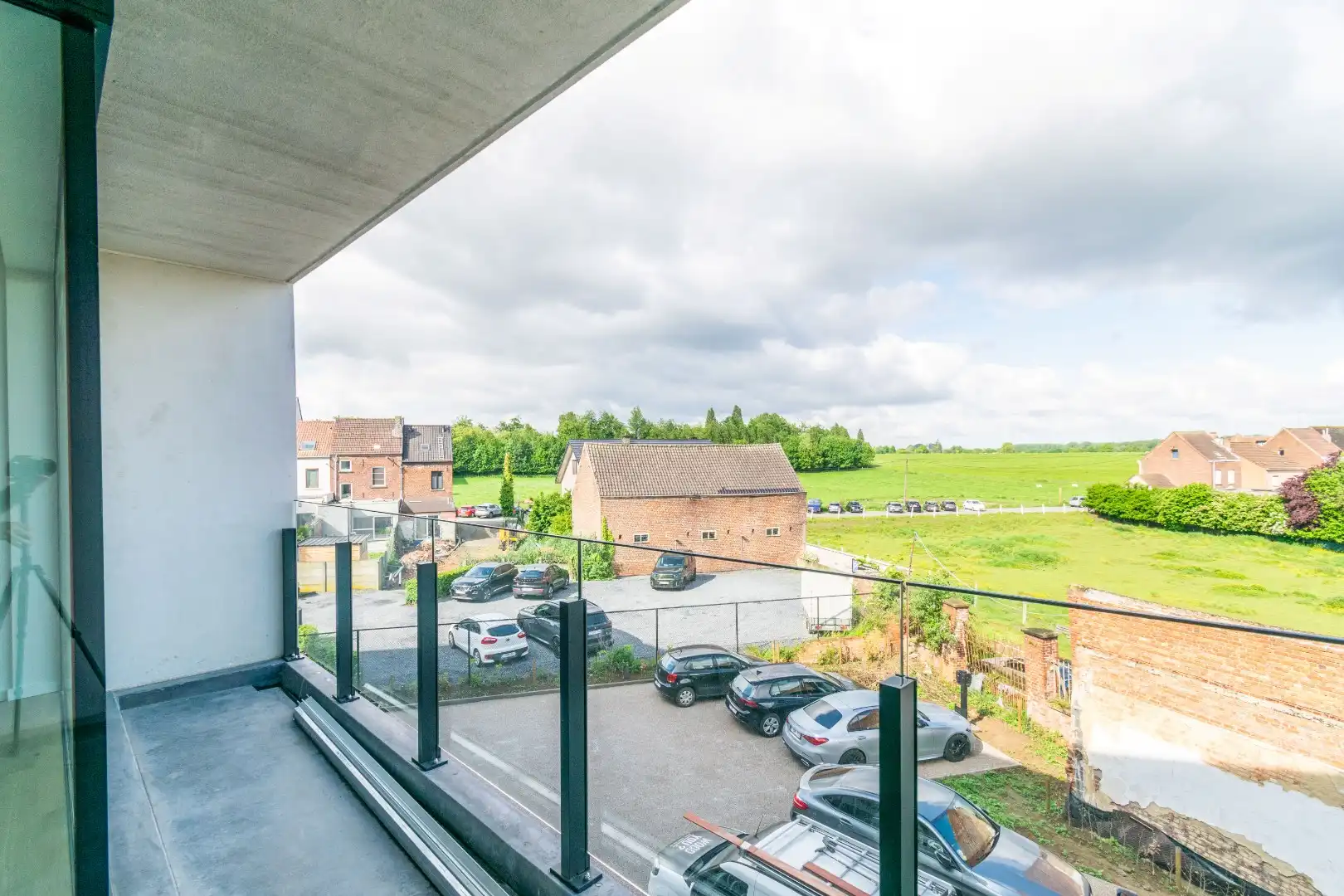 Een energiezuinig nieuwbouwappartement te Halle! foto {{pictureIndex}}