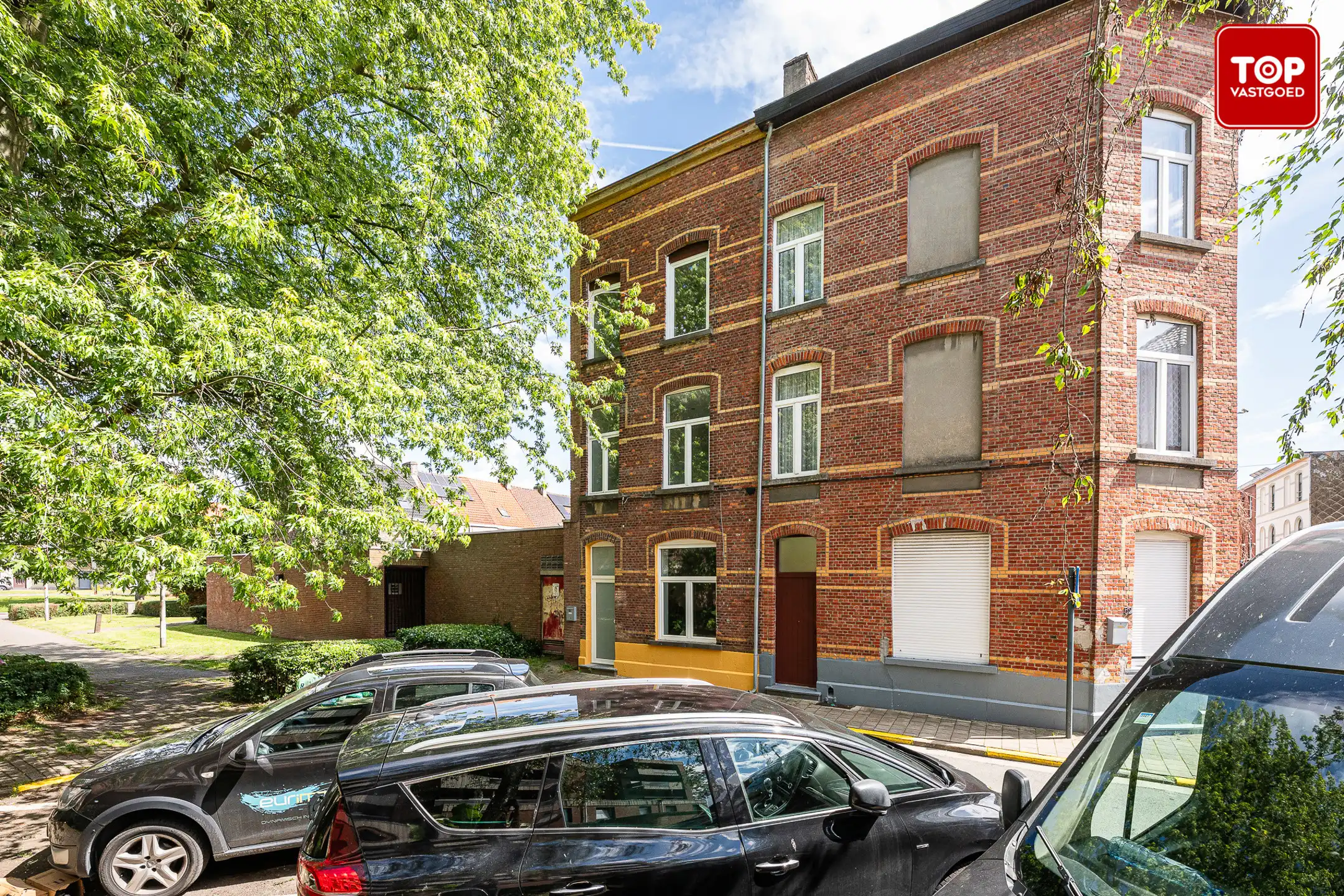 Totaal gerenoveerde woning met EPC B. foto 2