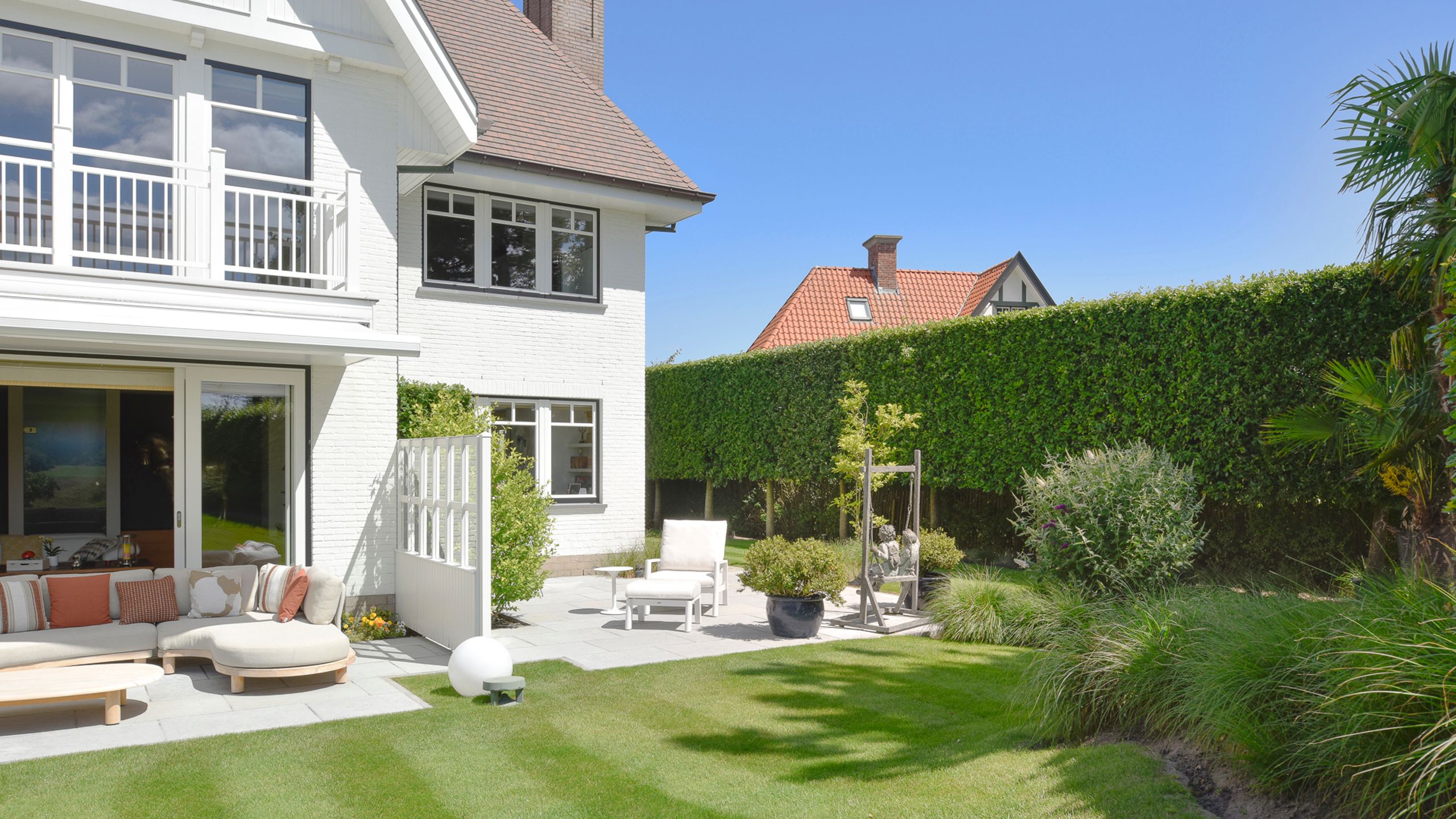 VILLA met panoramisch zicht en unieke ligging aan de golf... foto 4