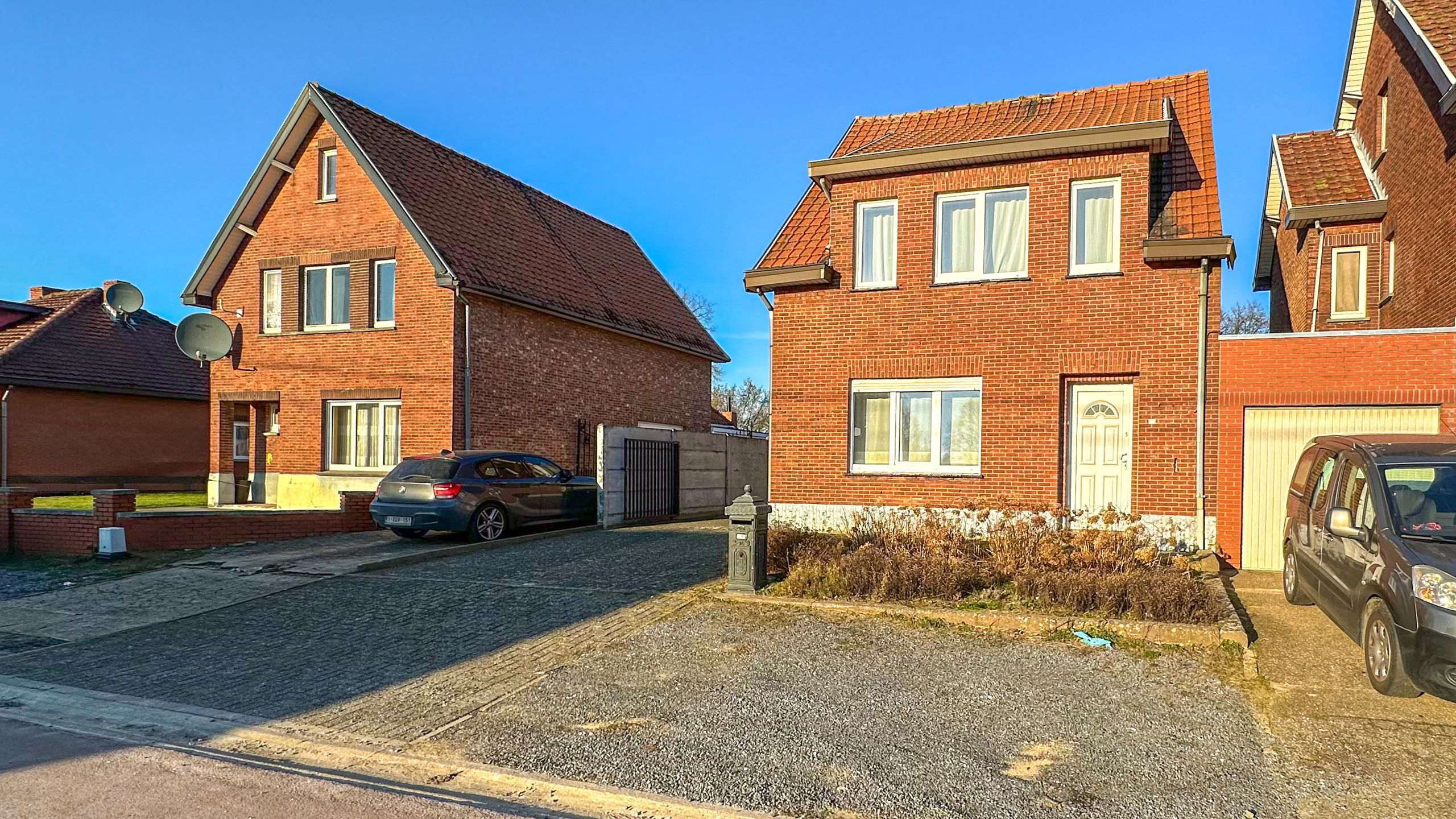 Half open gezinswoning, centraal gelegen, met 3 slaapkamers! foto 25