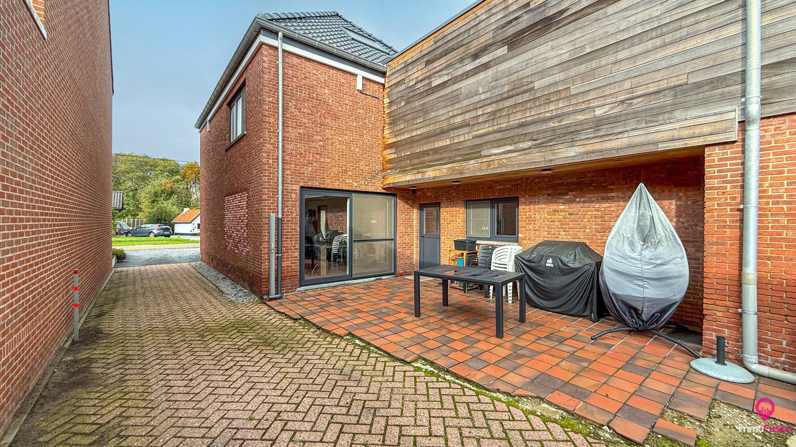 Gerenoveerde woning met veel ruimte en 6 slaapkamers! foto 38