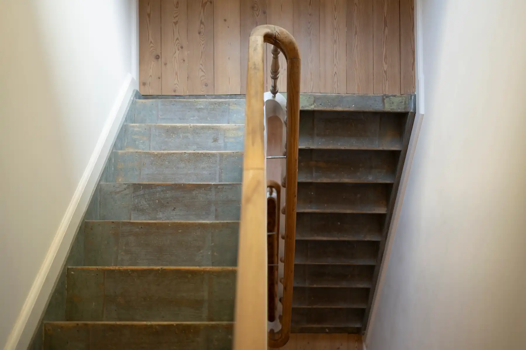 Prachtig gerenoveerde woning met authentieke charme op top locatie! foto 9