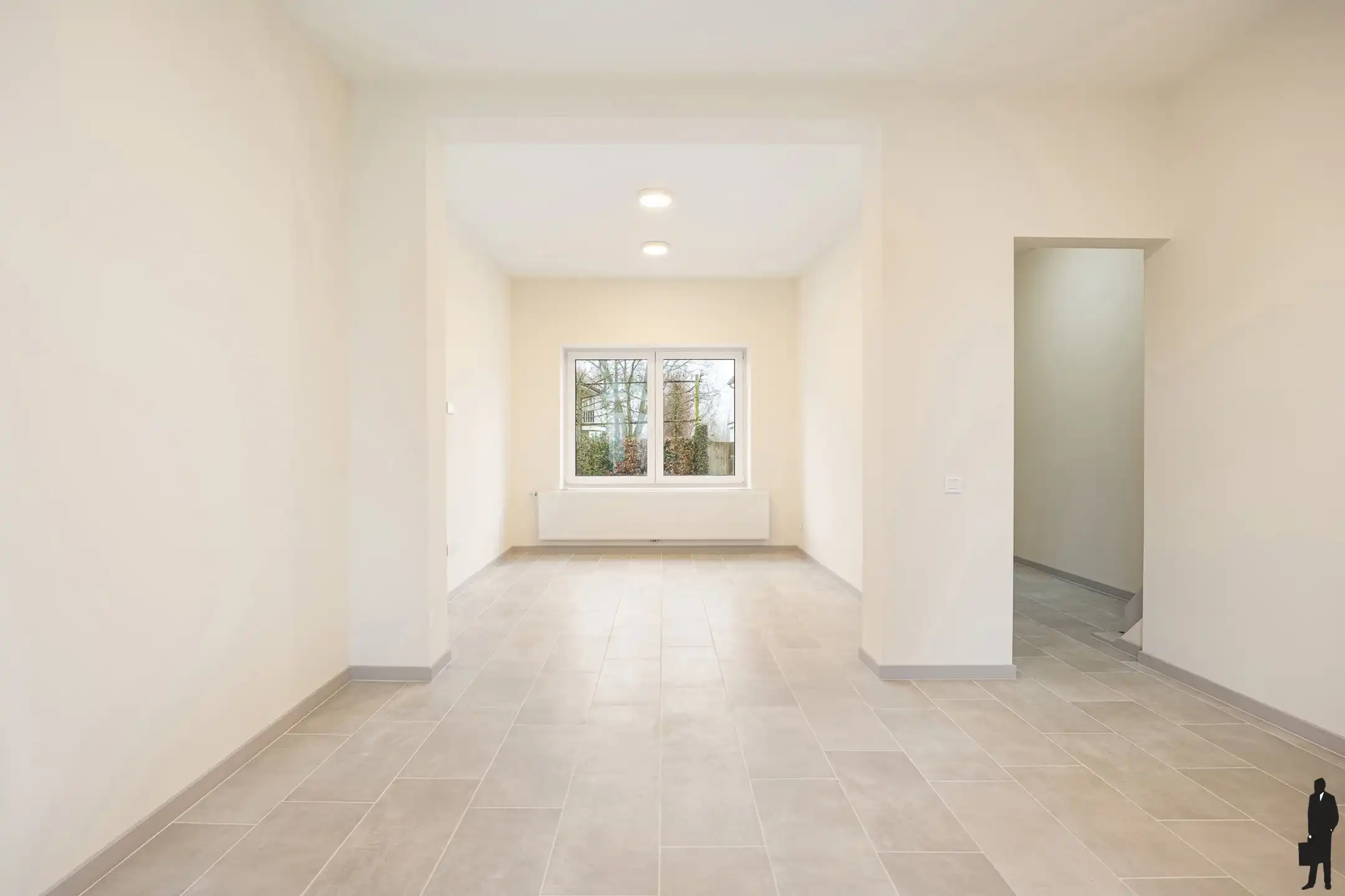 Volledig gerenoveerd stadswoning met 4 slpk en stadstuin! foto 3