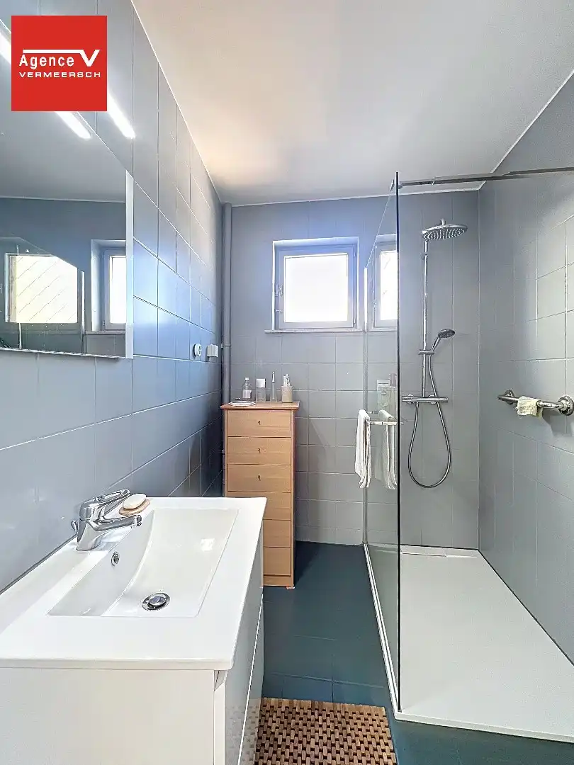 Instapklaar gemeubileerd zeezicht-appartement nabij duinen te Mariakerke!  foto 11