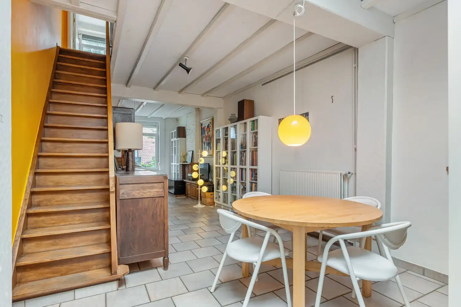 Goed gelegen en energiezuinige(B-label) woning met 3 slaapkamers en een tuin nabij het station van Leuven! foto 13