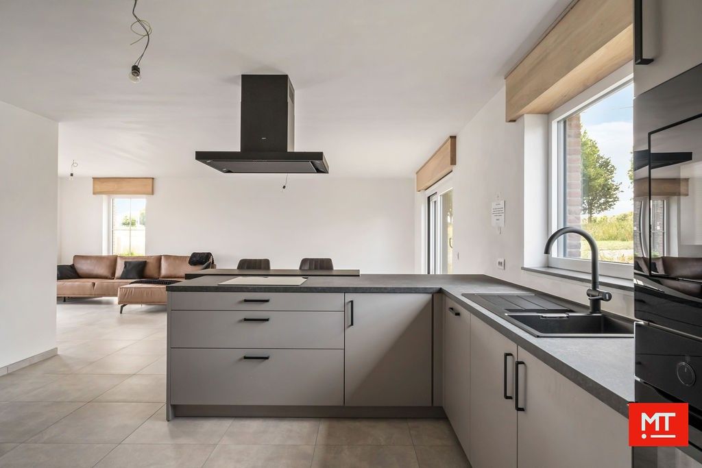 Halfopen nieuwbouwwoningen op een rustige locatie in Wervik foto 17