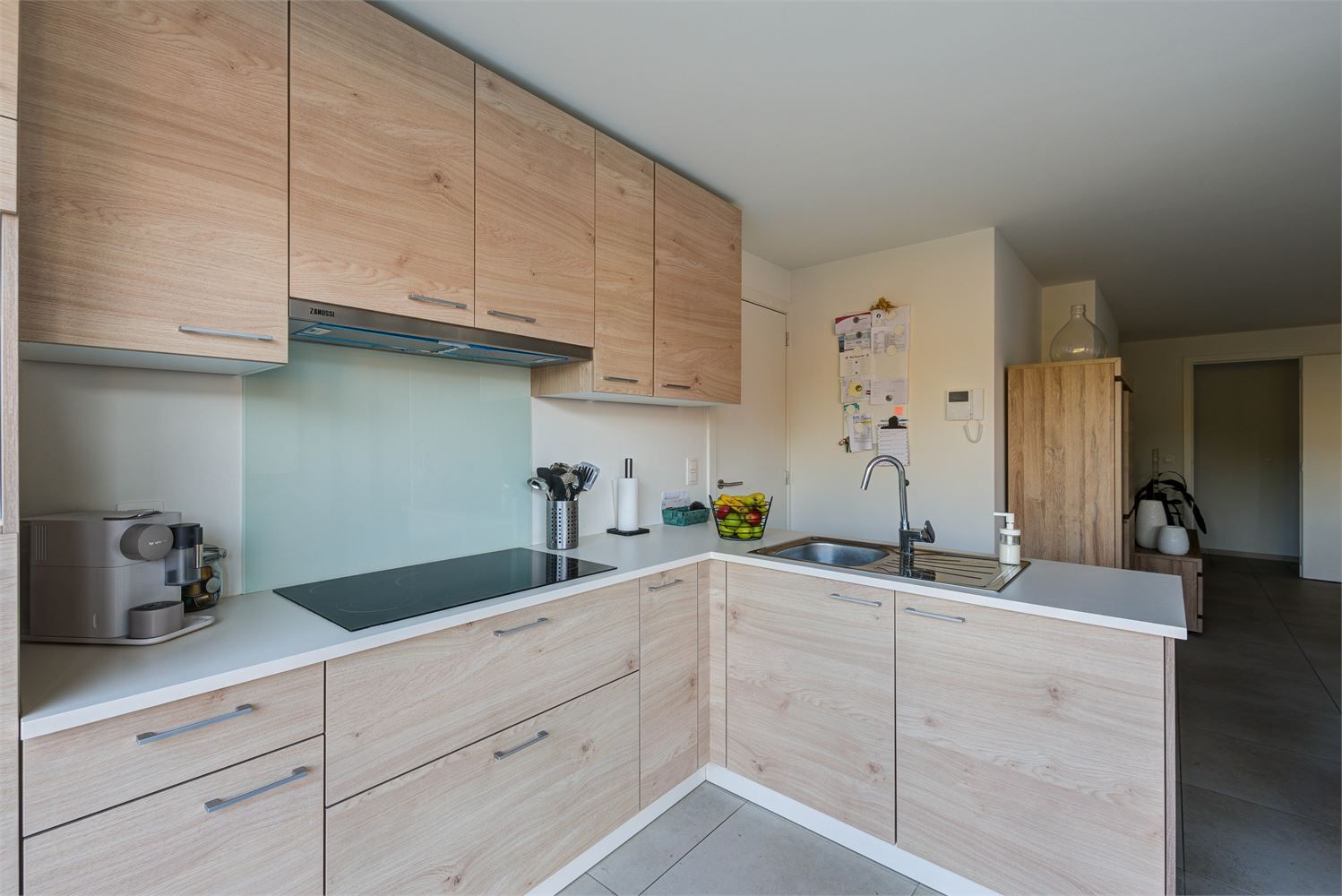 MODERN INSTAPKLAAR APPARTEMENT MET 2 SLAAPKAMERS AAN HET CENTRUM VAN BILZEN foto 4