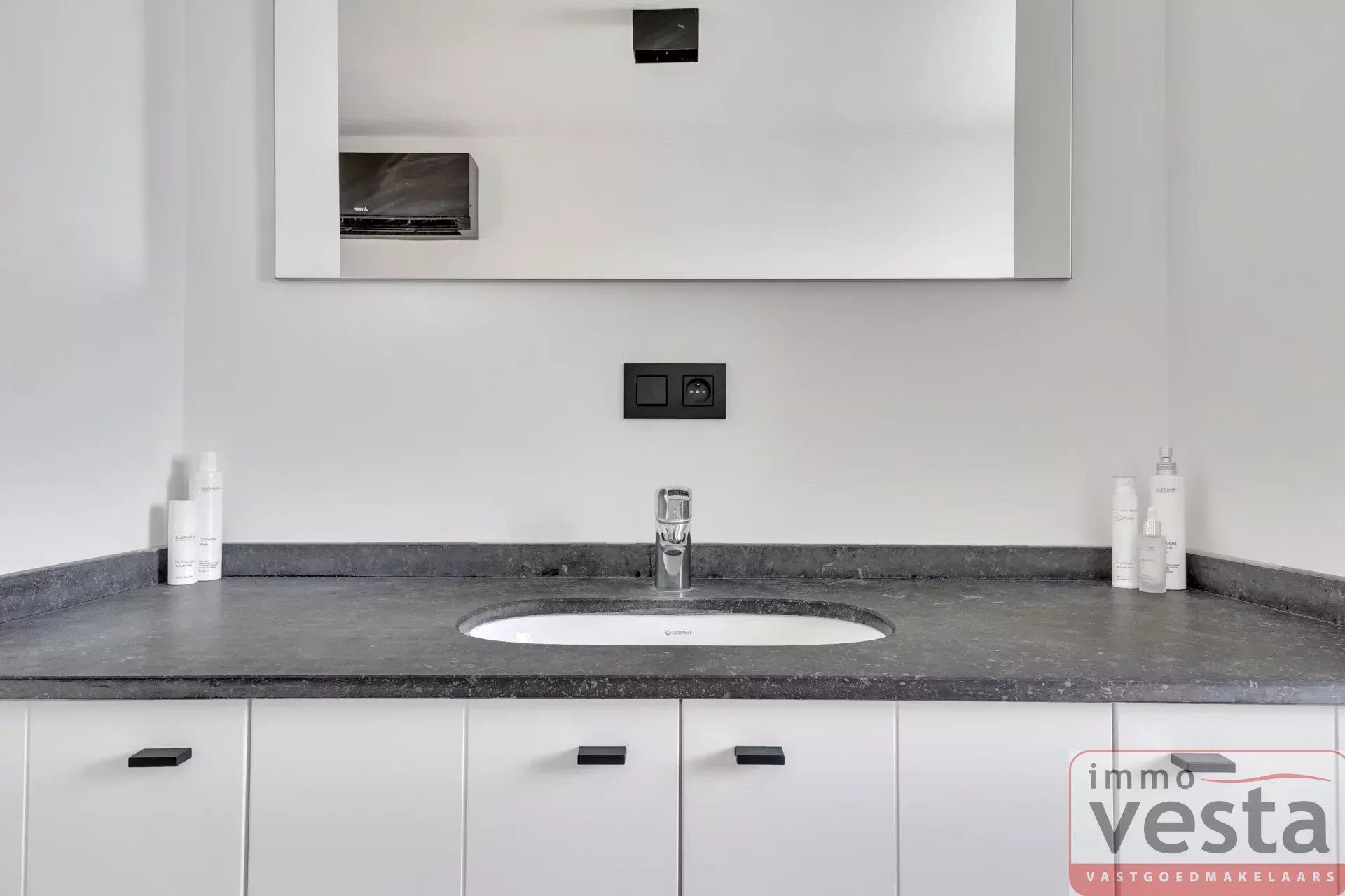 moderne, landelijk gelegen villa foto 37