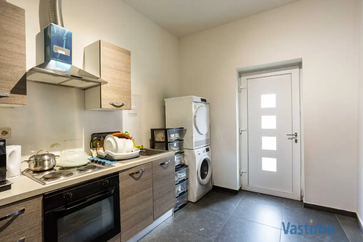 Ruime woning met twee volwaardige wooneenheden nabij centrum Aalst foto 8