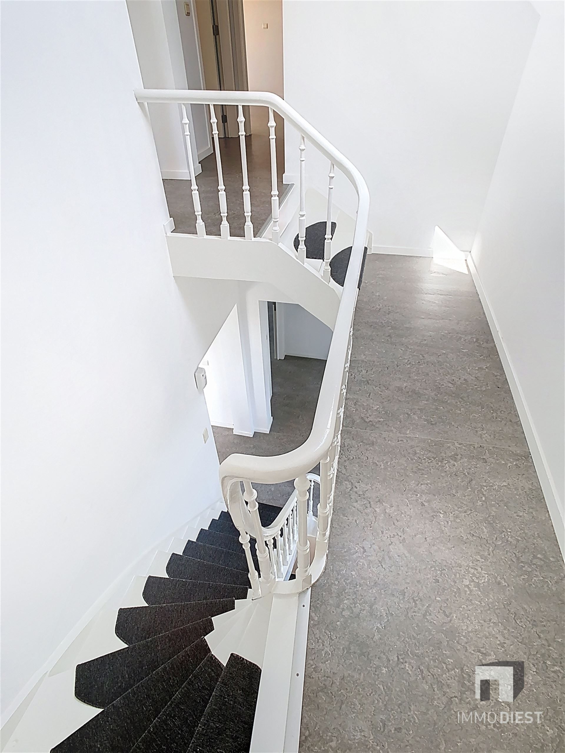 Hoekwoning foto 17