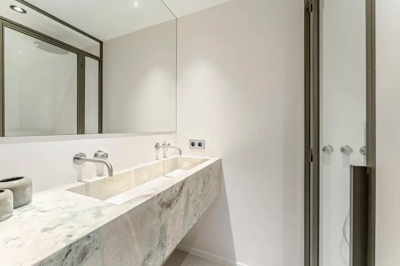 Gerenoveerde villa met zwembad in hartje Zoute foto 21