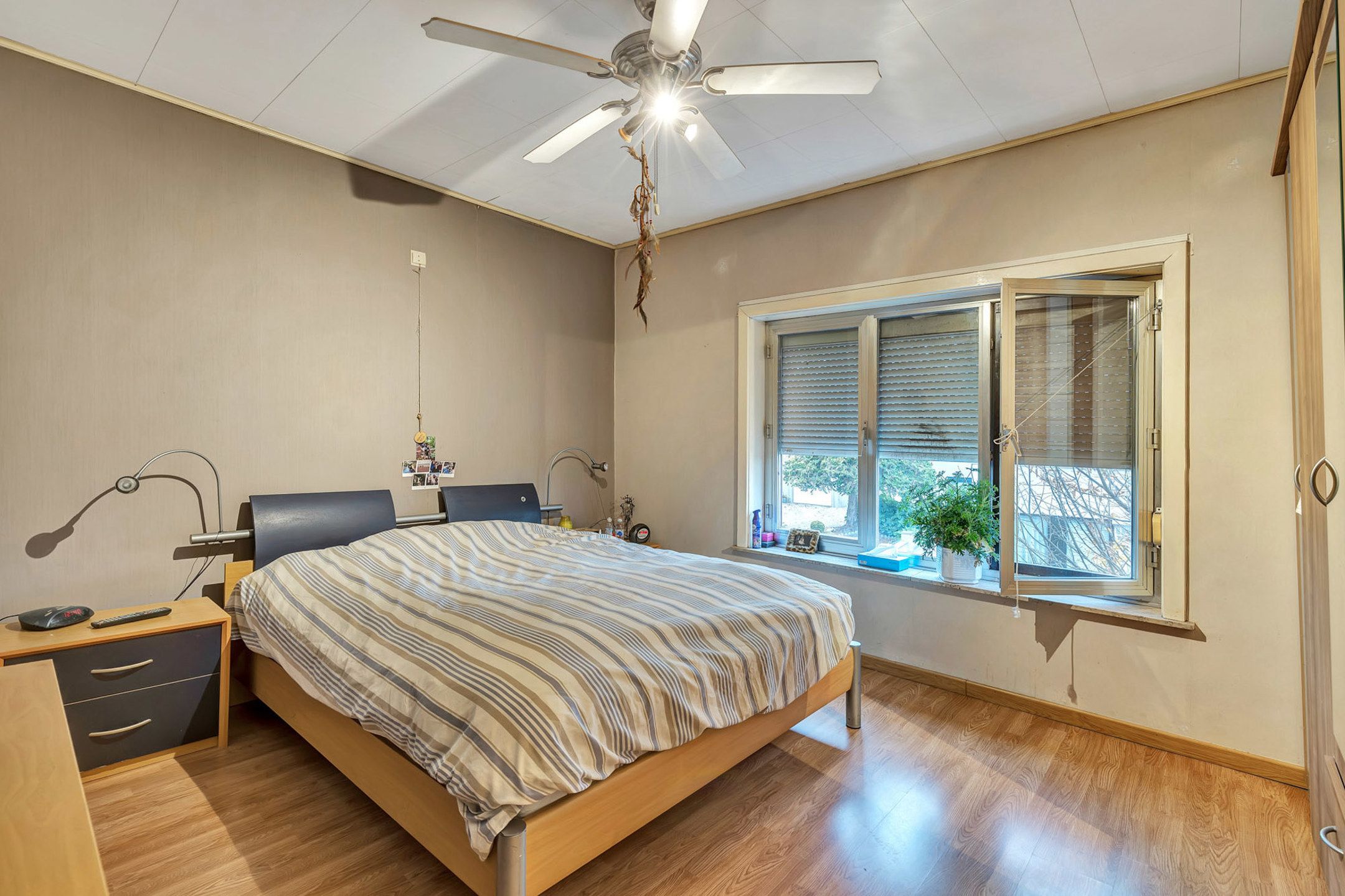 Gezellig op te frissen gesloten bebouwing met tuin foto 10