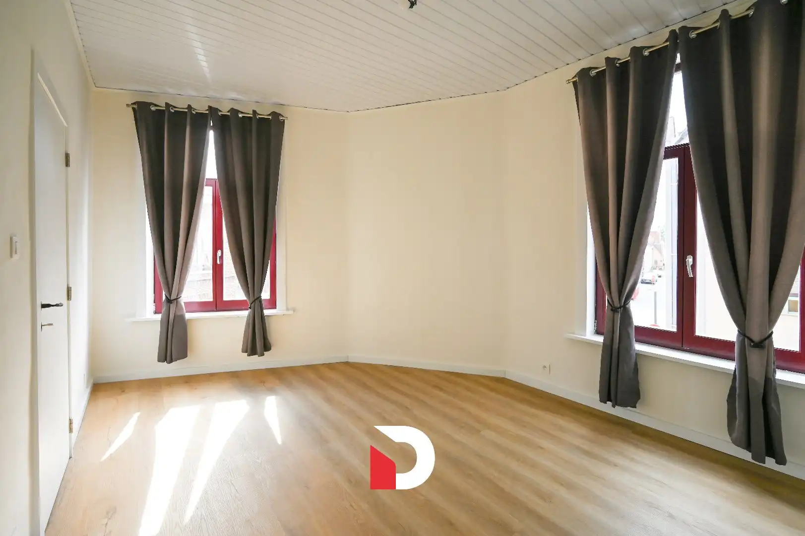 Bijzonder fraai gerenoveerde hoekwoning nabij de Coupure in hartje Brugge foto 16
