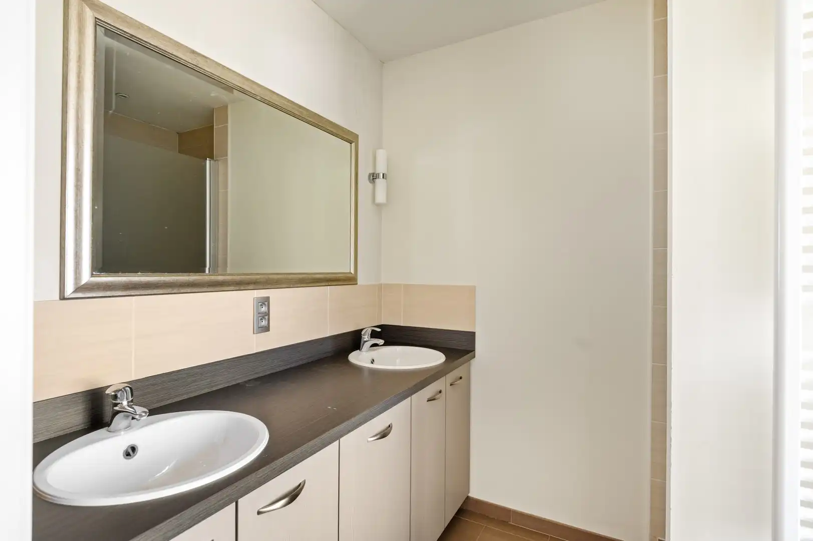 Charmante villa in gegeerde woonwijk Koningshof te Schoten foto 21