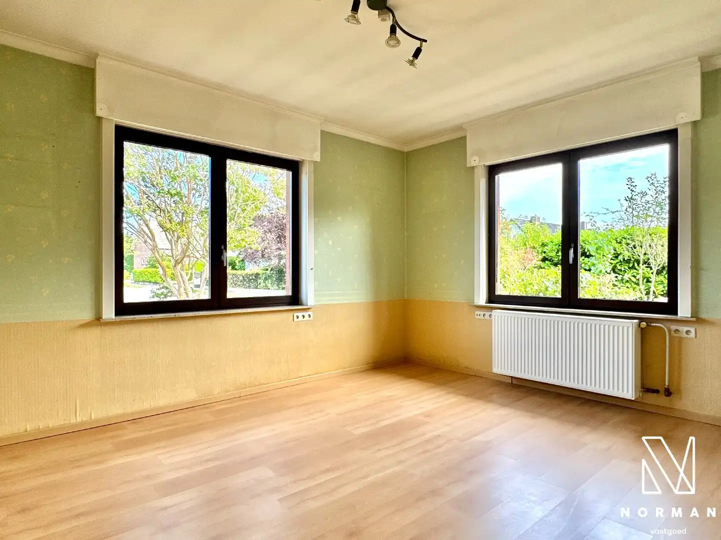 Alleenstaande bungalowwoning met 3 slaapkamers, tuin en garage te koop in rustige woonwijk te Kuurne! foto 21