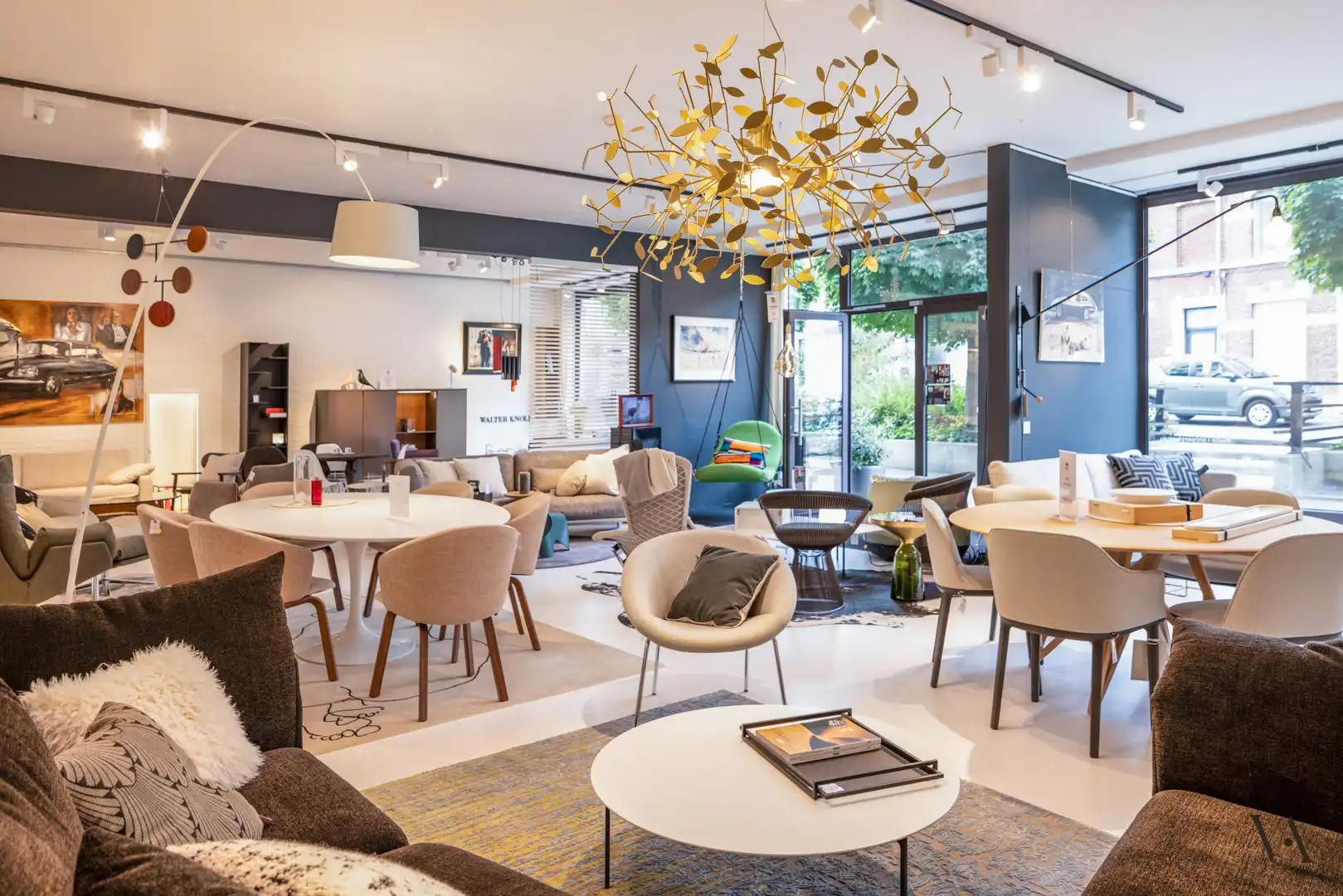 High-end kantoor- en winkelruimtes in het hart van de stad foto 5