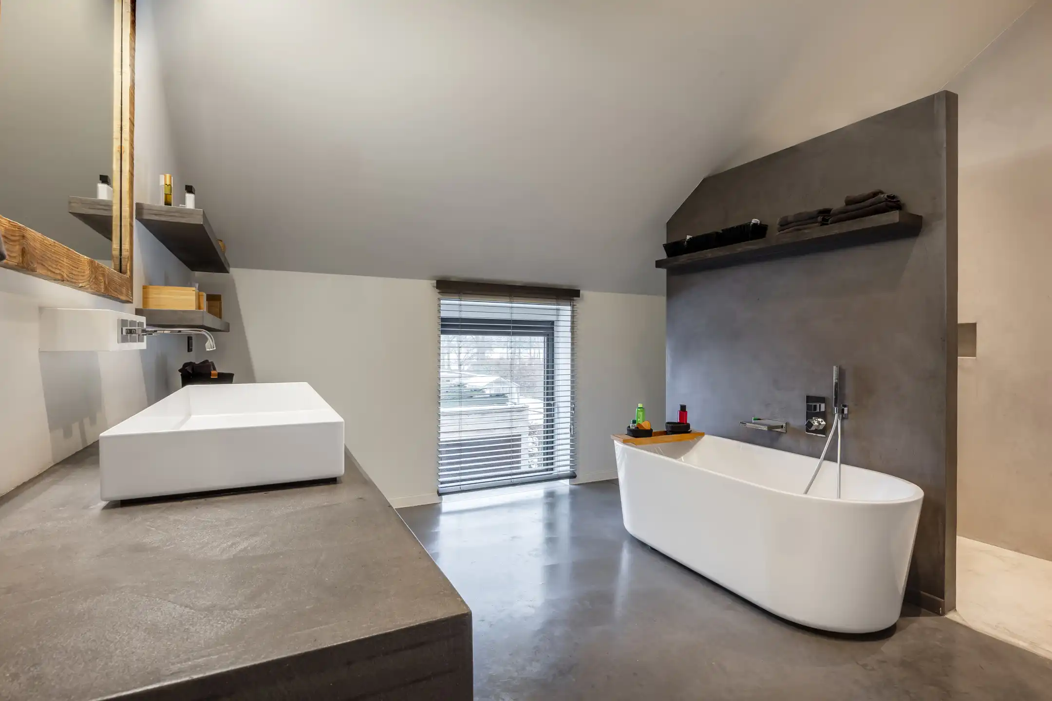 Gerenoveerde hoeve met weiland op een toplocatie in Lier.  foto 17