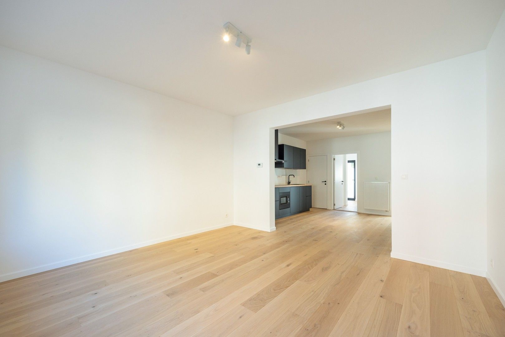 GERENOVEERDE OPBRENGSTEIGENDOM foto 4