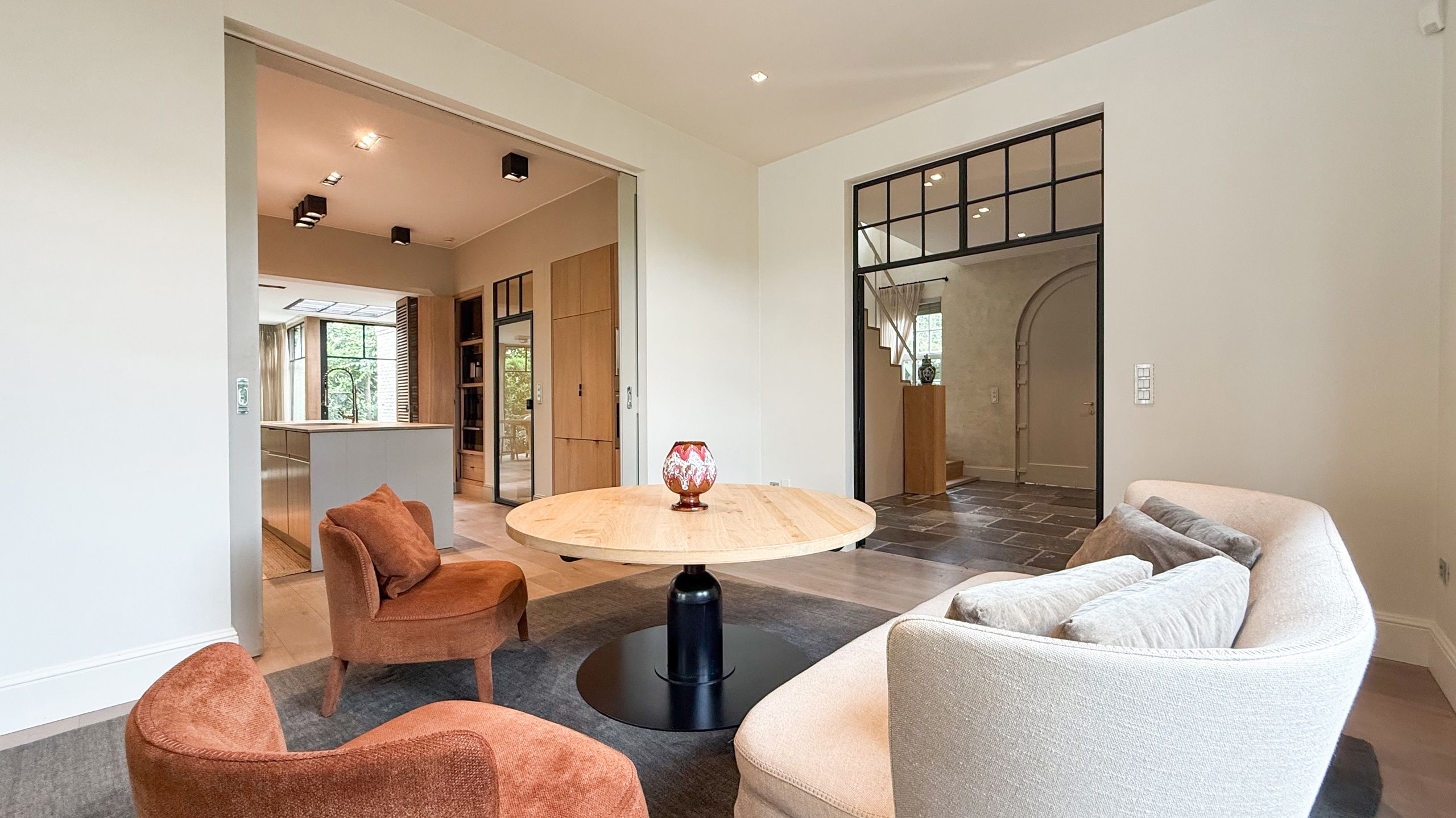 Exclusieve villa met zwembad op riant perceel in Koersel! foto 13
