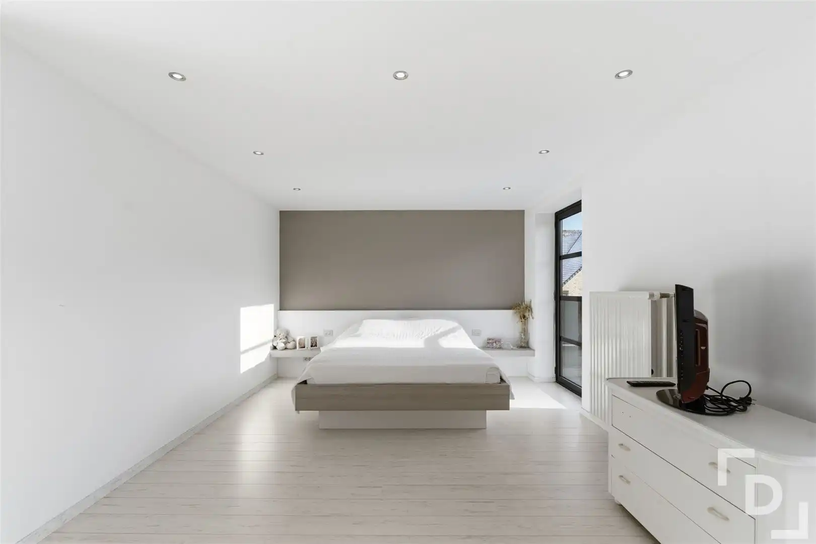 Moderne villa met hoogwaardige afwerking op topligging! foto 8