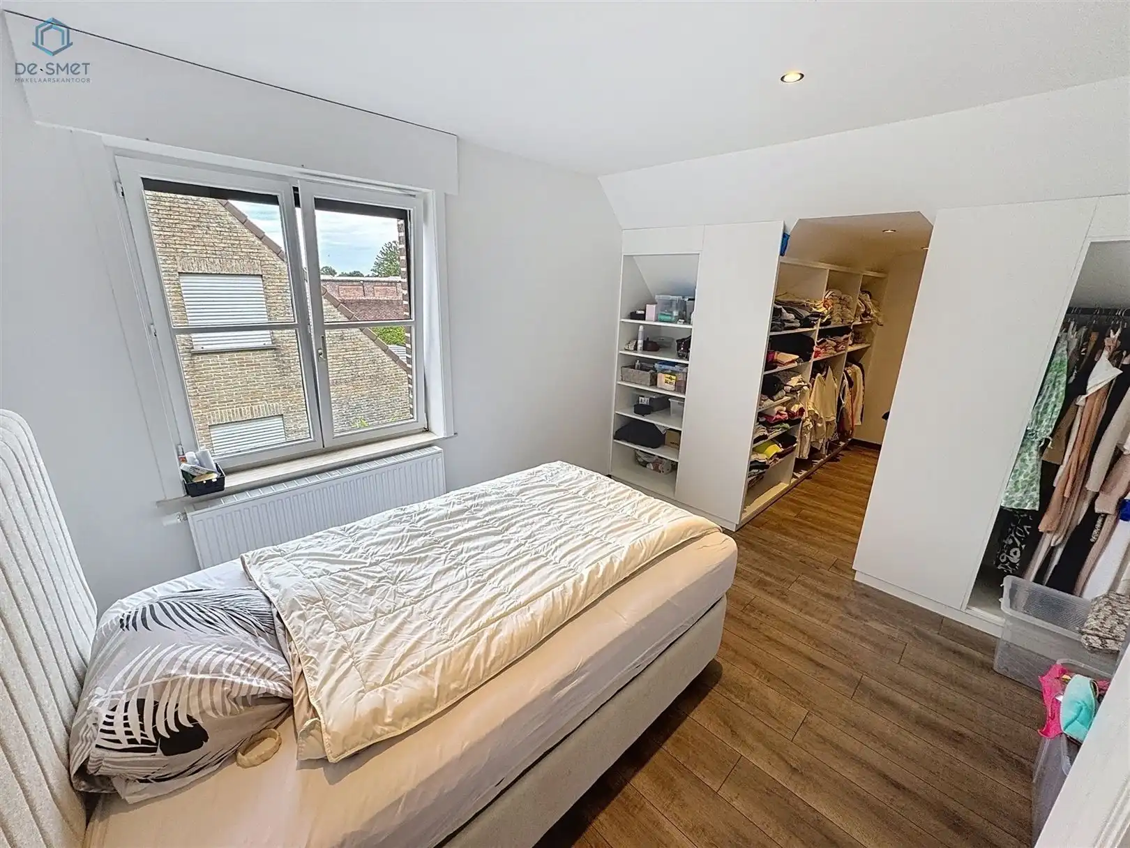 Prachtig gerenoveerde villa met 4 slaapkamers, garage en zwembad foto 15