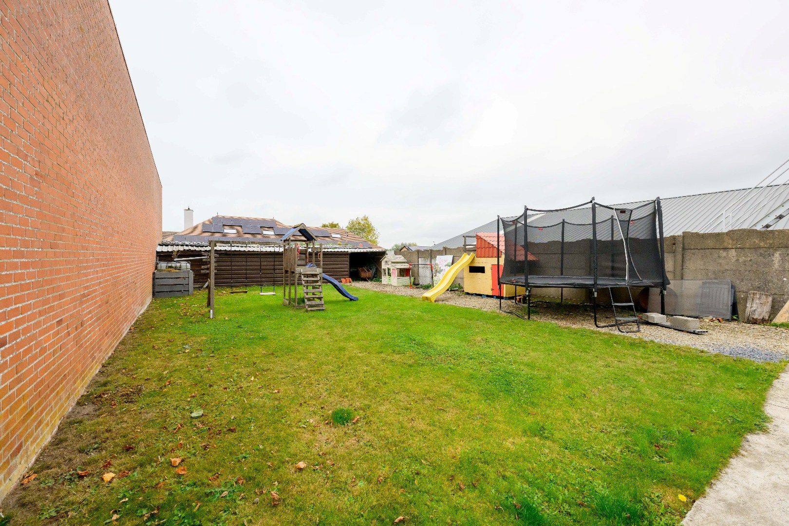 GERENOVEERDE (2015) INSTAPKLARE & ENERGIEZUINIGE WONING OP 685 m²!!!  foto 22