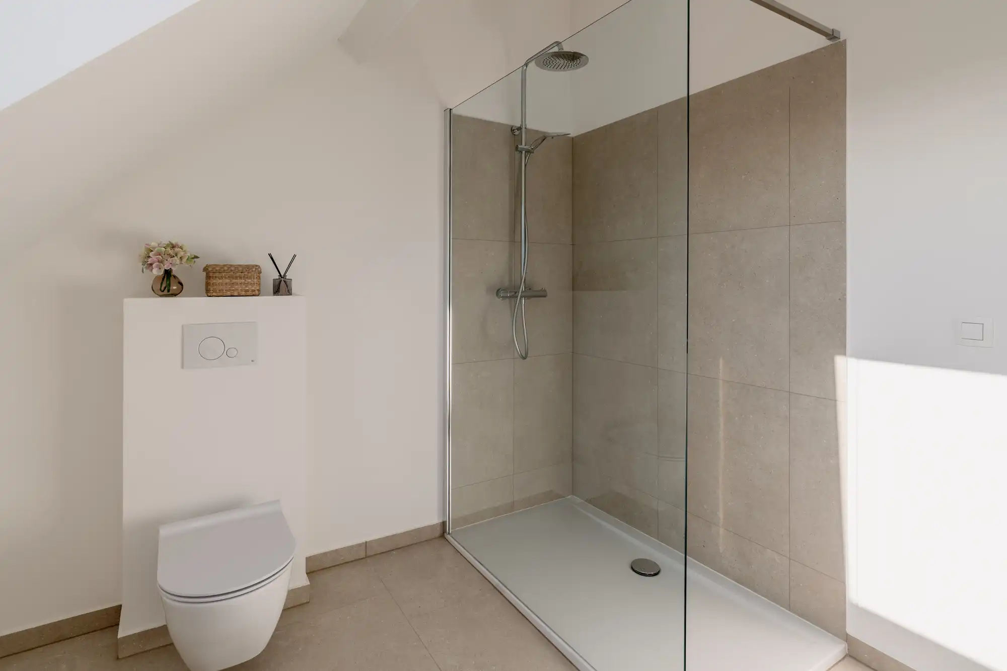 Kwaliteit in de no(c)k… Knock, knock, knockin’ on heaven’s door van dit licht dakappartement nabij de Slachthuiswijk foto 12