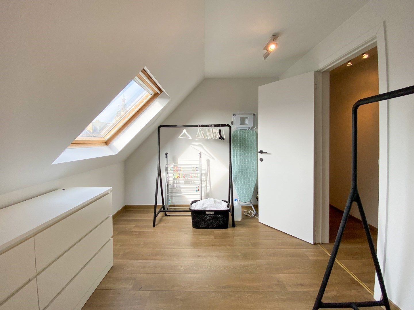 Prachtig appartement met 2 slaapkamers en ruim terras. foto 16