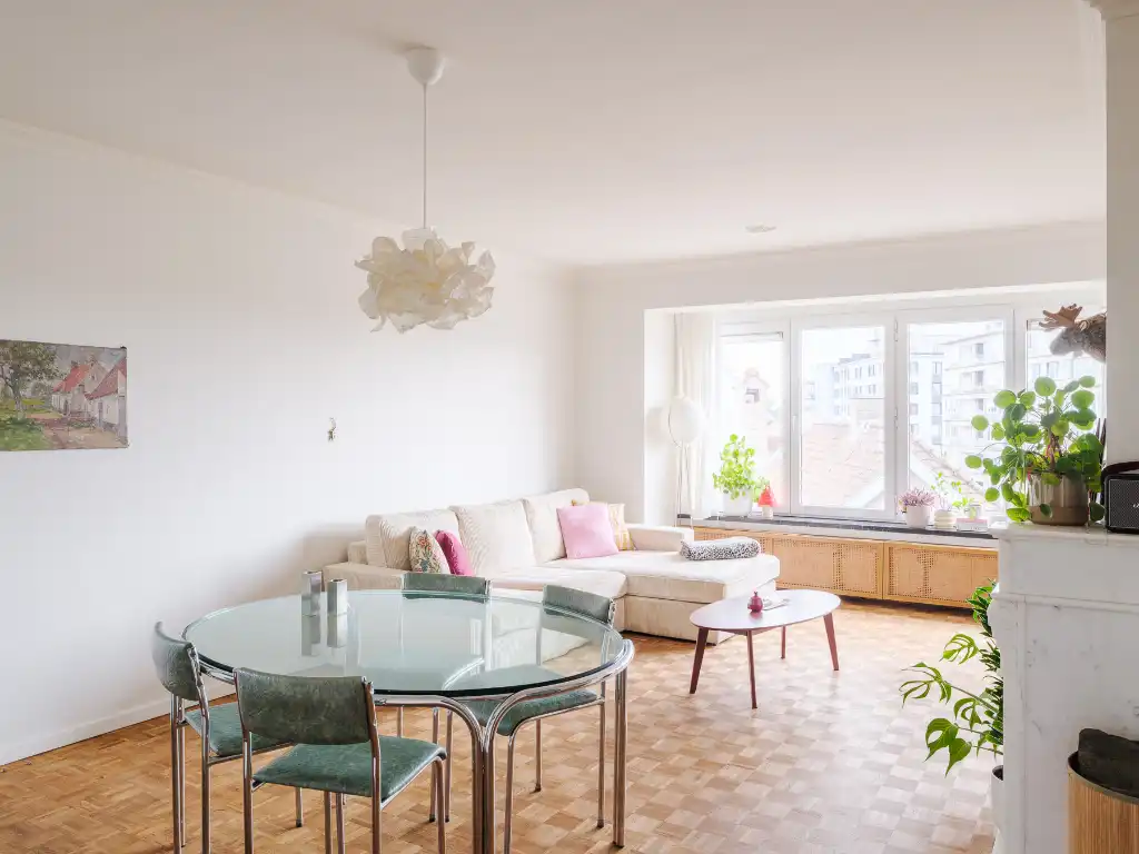 Vintage sixties 2-slaapkamerappartement met terras in Ledeberg, waar sfeer en esthetiek mooi bewaard zijn gebleven. foto 13