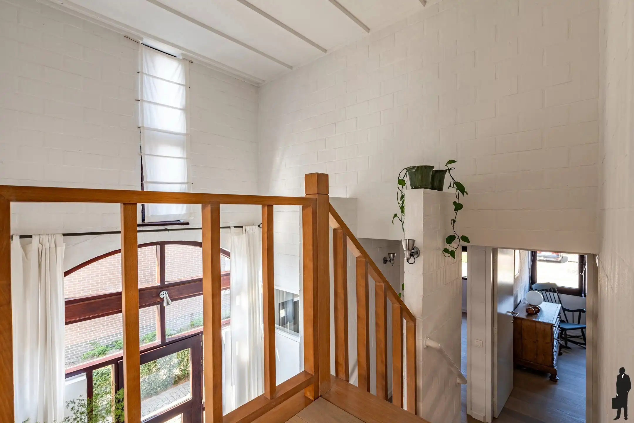 Ruime splitlevel woning, zuidgerichte tuin (ca. 522 m²) foto 20