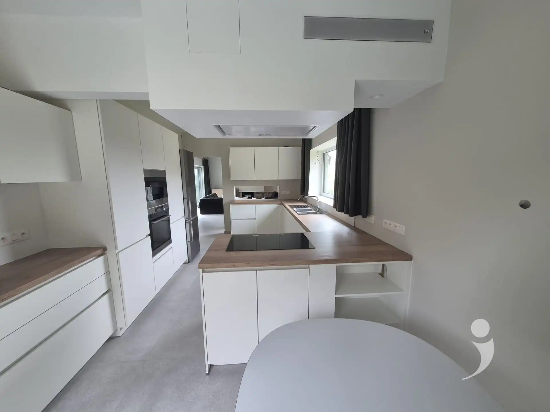 Gerenoveerde villa foto 5