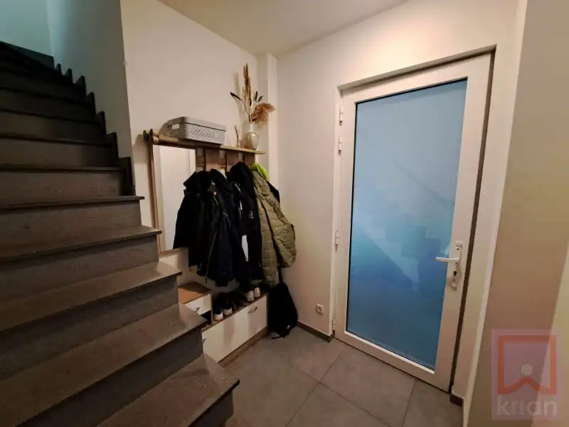 Instapklaar, 2-slpk appartement met terras en carport in het centrum van Geel foto 2