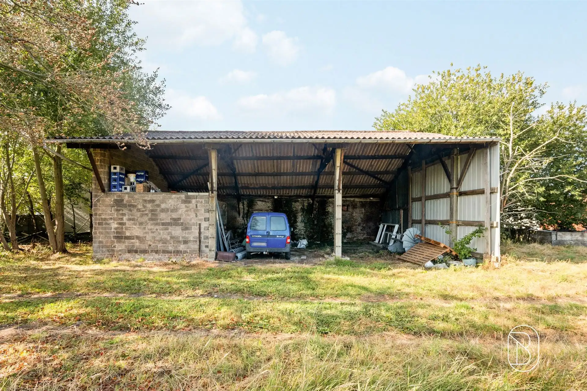 Prachtig gelegen karaktervolle hoeve met verzichten foto 7