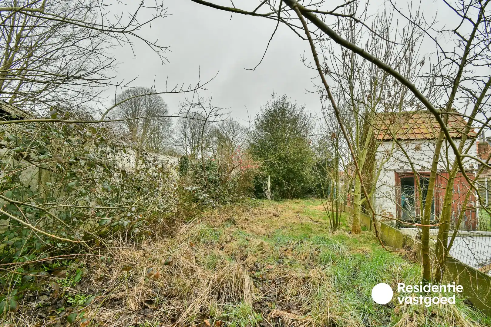 Renovatieproject met veel potentieel in het hart van Torhout! foto 9