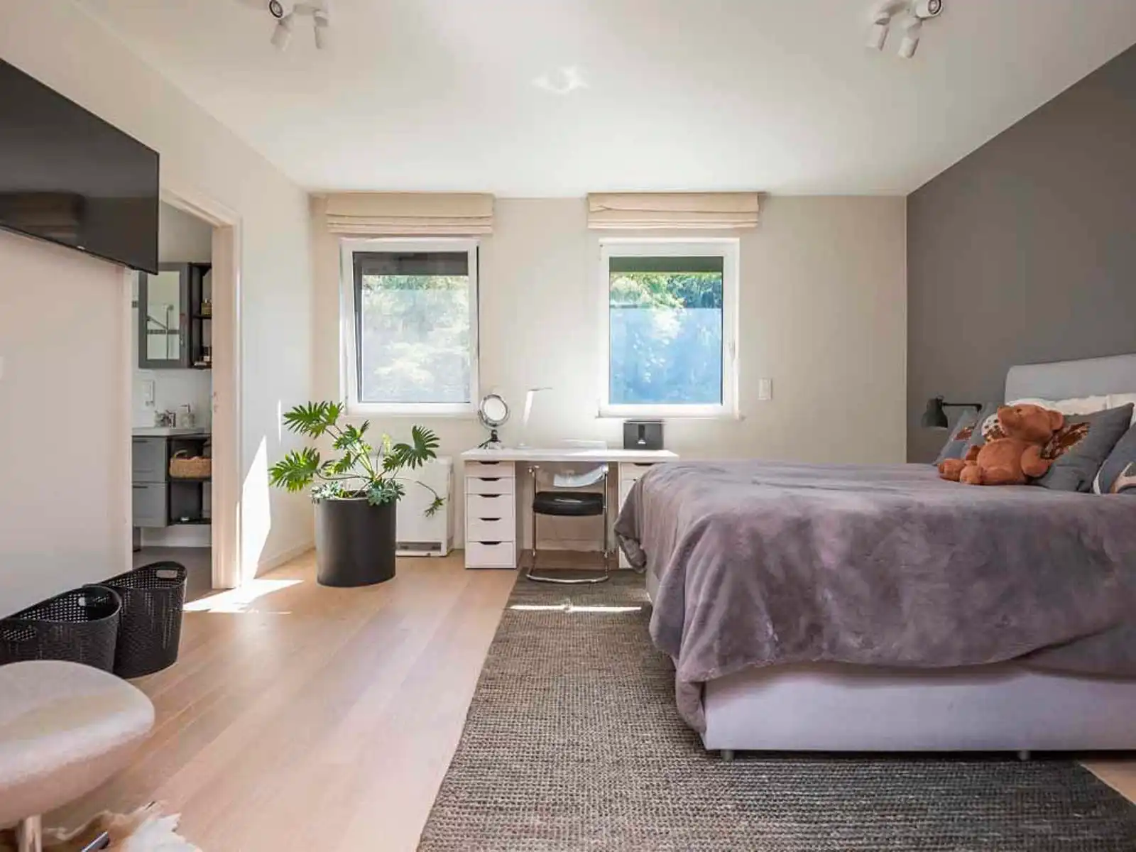 Luxueuze villa met zwembad met tal van mogelijkheden foto 19