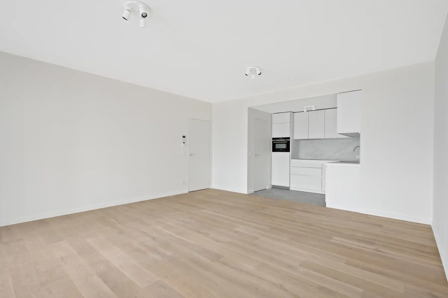Prachtig 2 slaapkamer app met frontaal Scheldezicht foto 5
