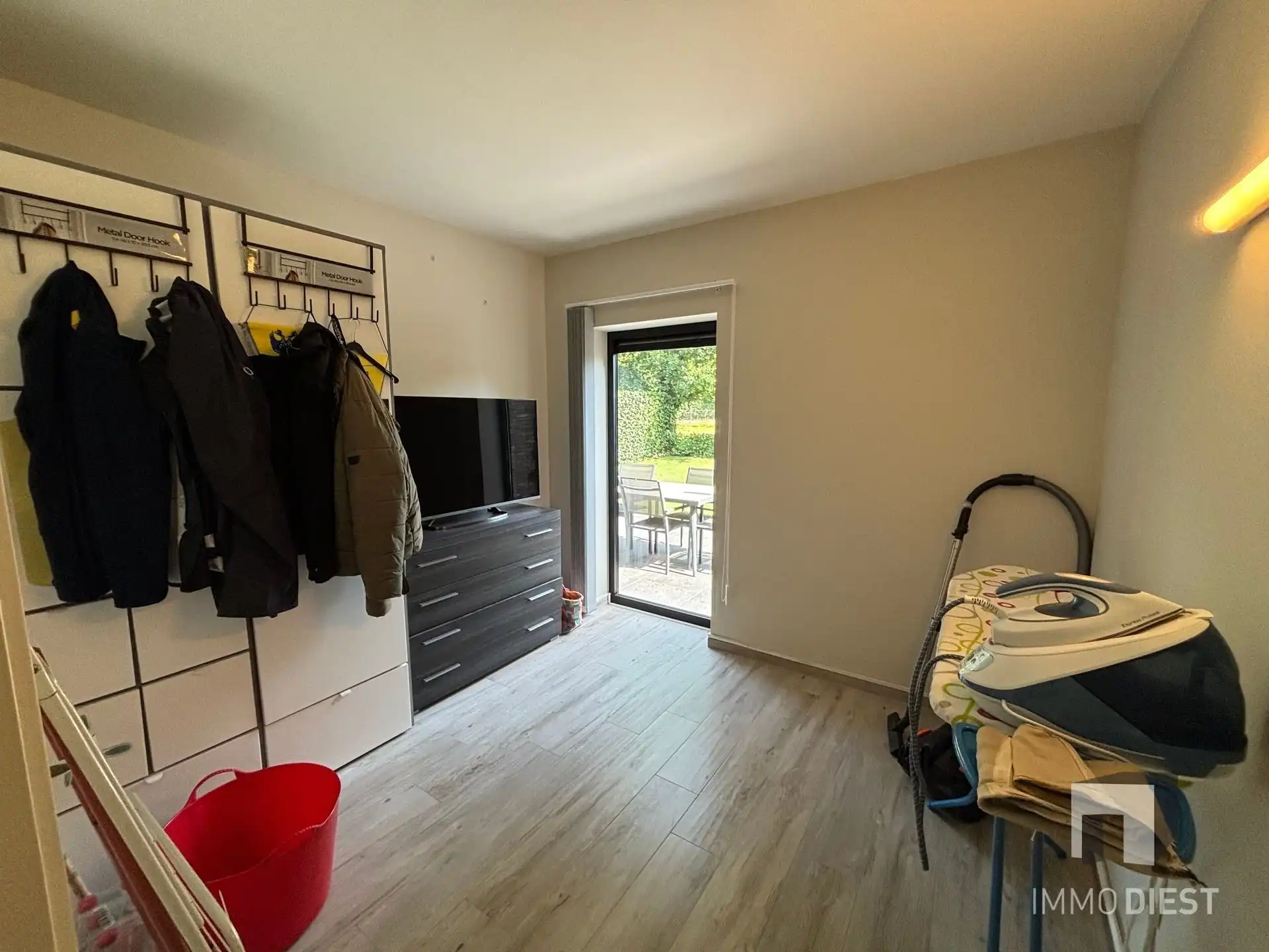 gelijkvloers appartement met tuin, drie slaapkamers! foto 23