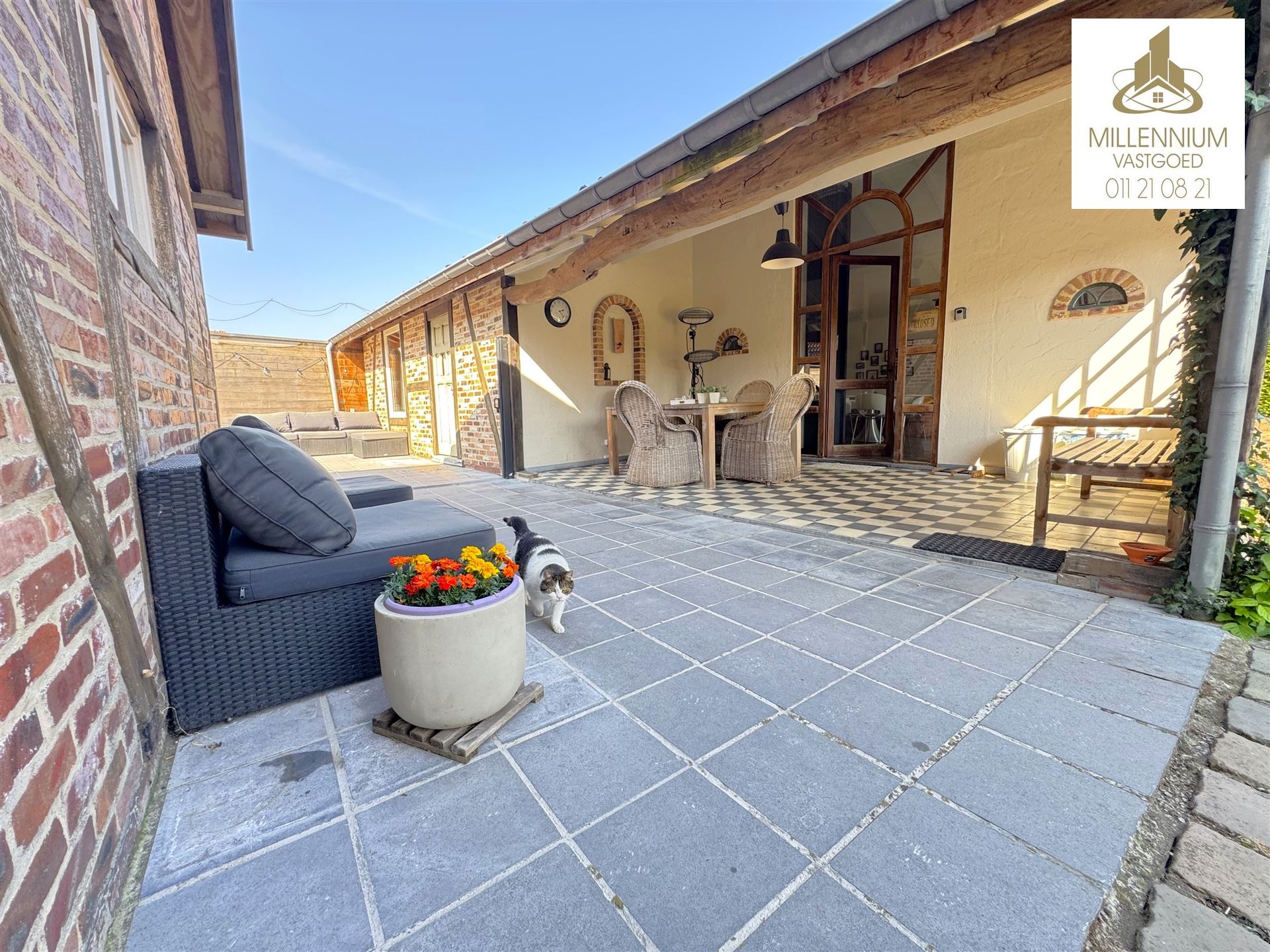 Ruime 5-SLK Woning met bijwoning foto 4
