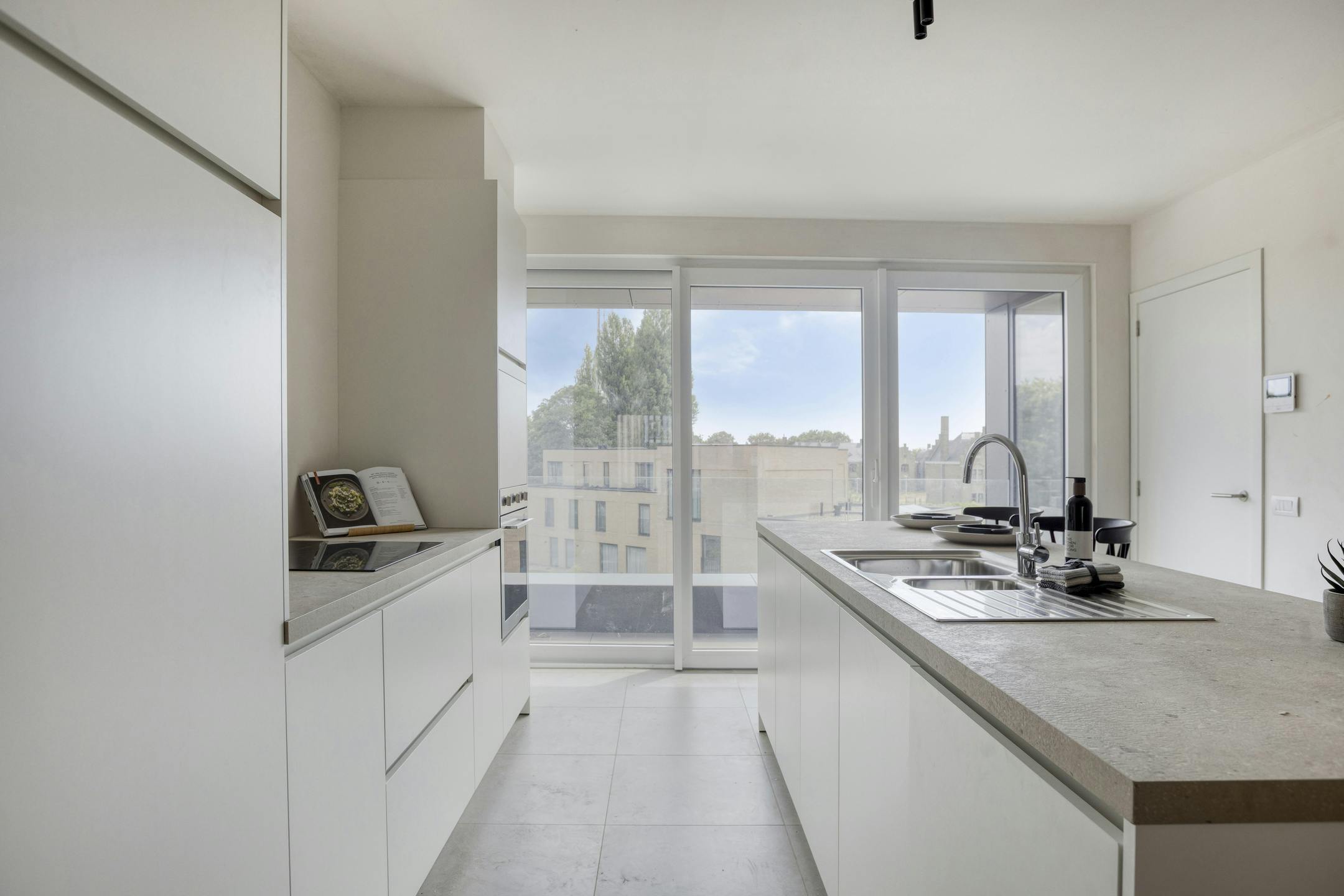 Appartement met 2 slaapkamers te koop in Veurne foto 4