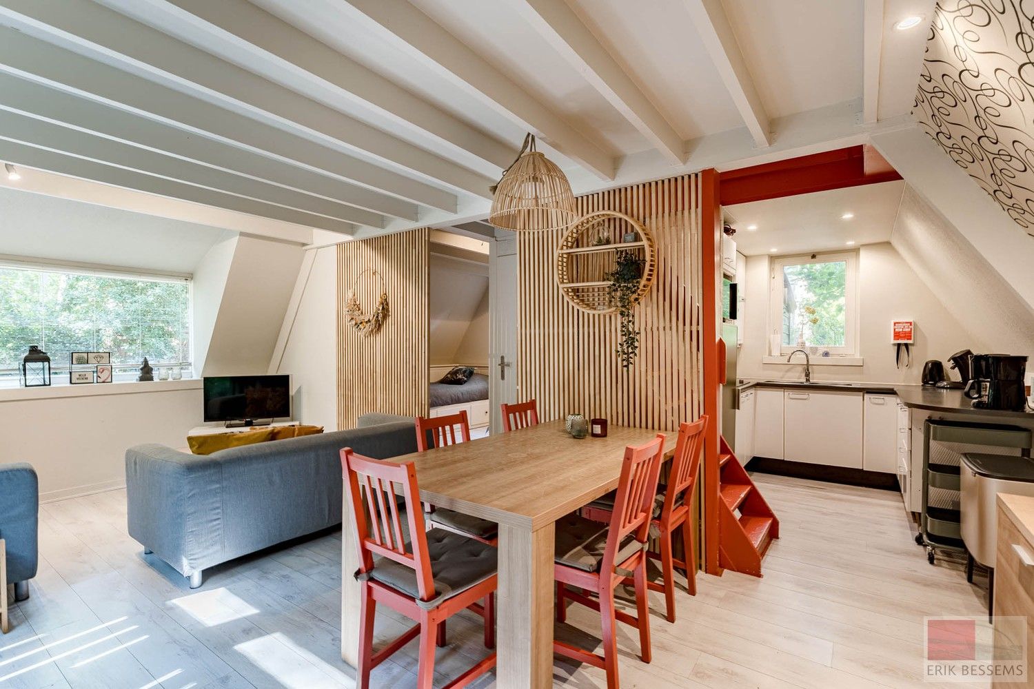Ontsnap aan de drukte en geniet van deze charmante vakantiewoning foto 3