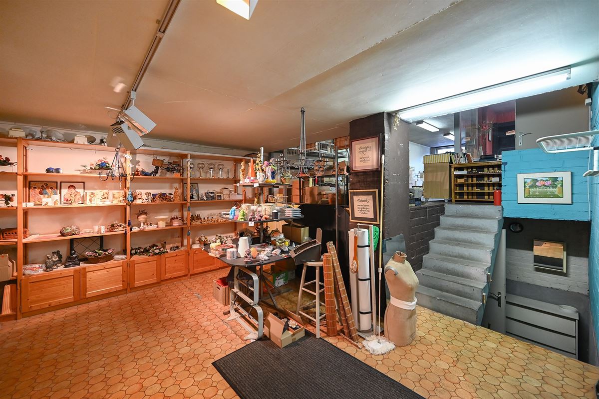 Ruime splitlevel woning met veel potentieel foto 26