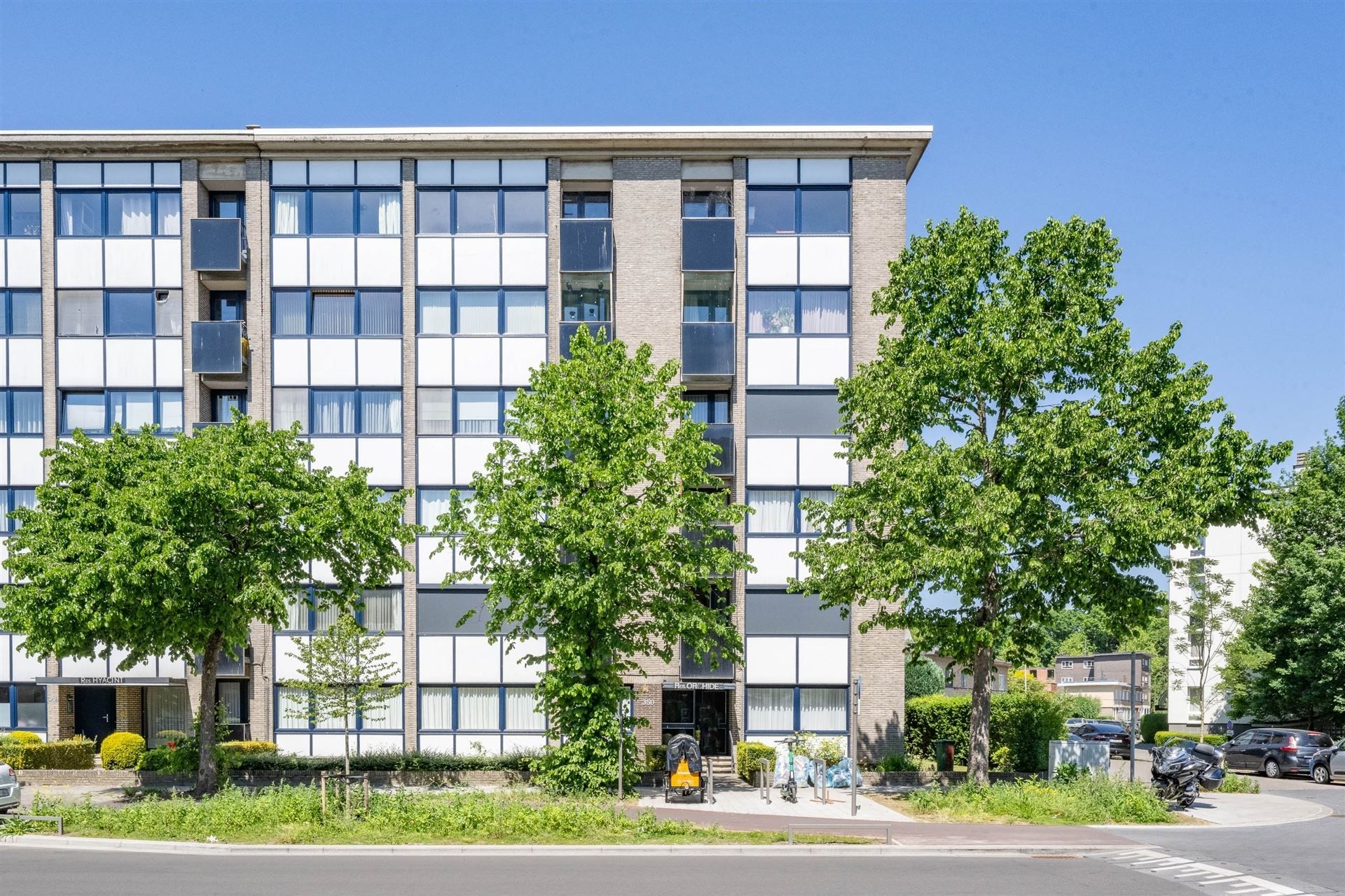 Appartement met 1 SLK + terrasje foto {{pictureIndex}}