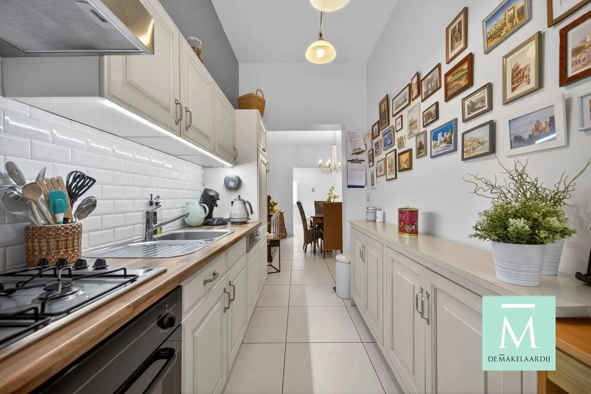 Instapklare woning met 3 slaapkamers en gezellig stadstuintje op toplocatie! foto 7