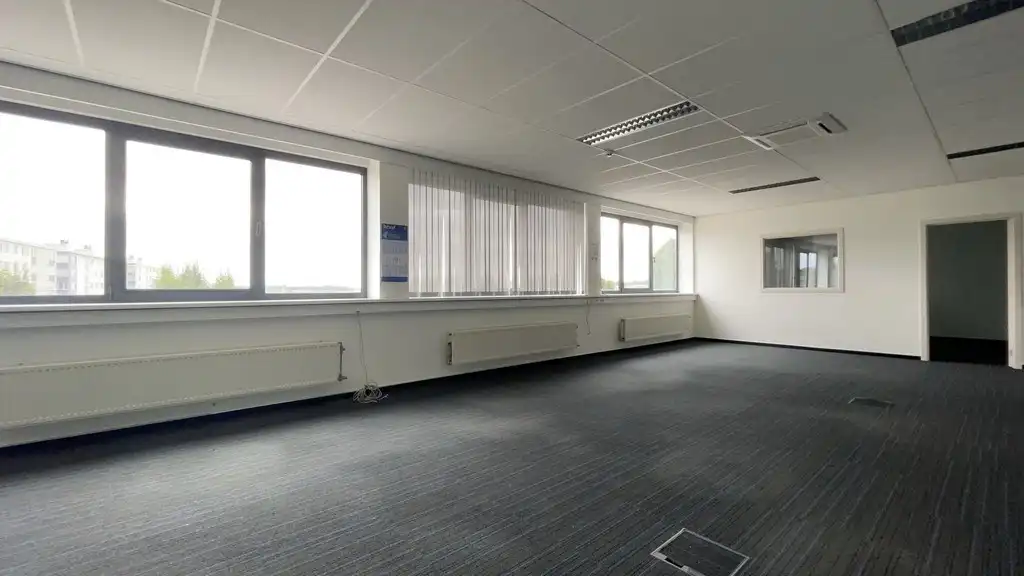 Budgetvriendelijke kantoorruimte te huur vlakbij luchthaven Antwerpen foto 12